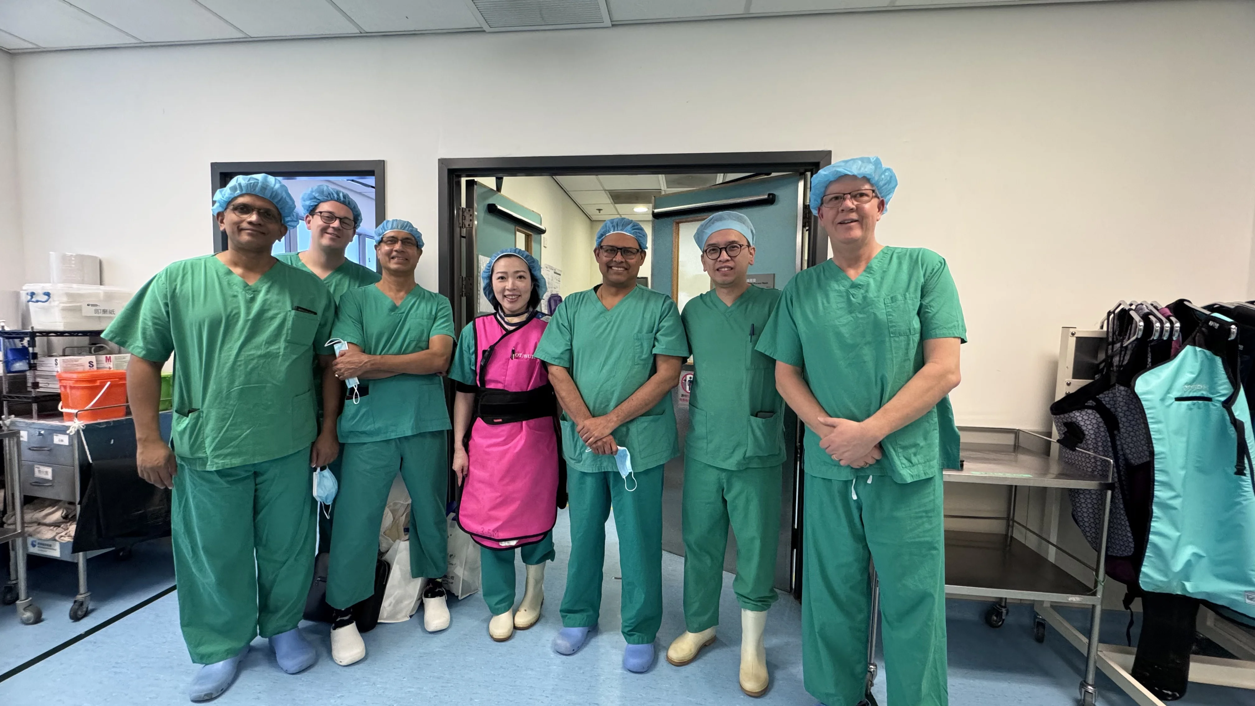 Dr Yuen, Professor Bhaskar Somani, Mr Joe Phillip (BAUS President) and Mr Sarath Nalagatla