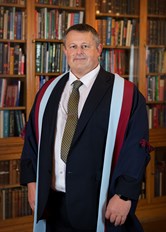 Dr Tim O'Brien