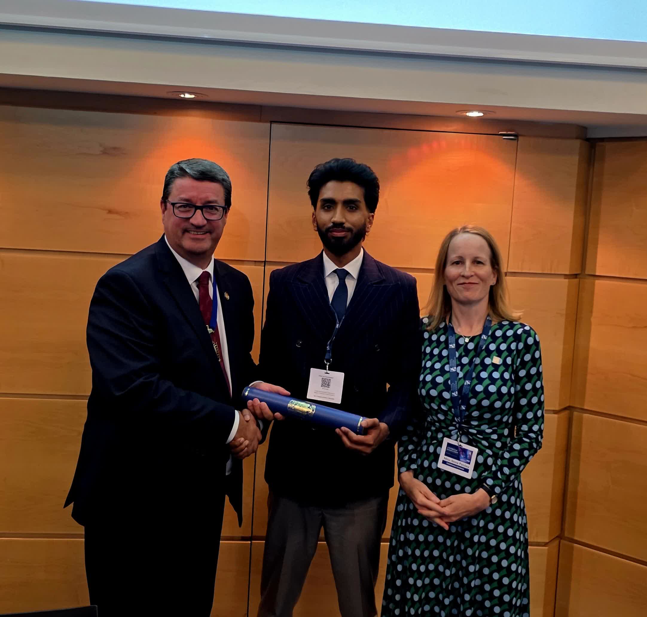 Runner up of the Triennial Poster Presentation, Muhammad Zahid