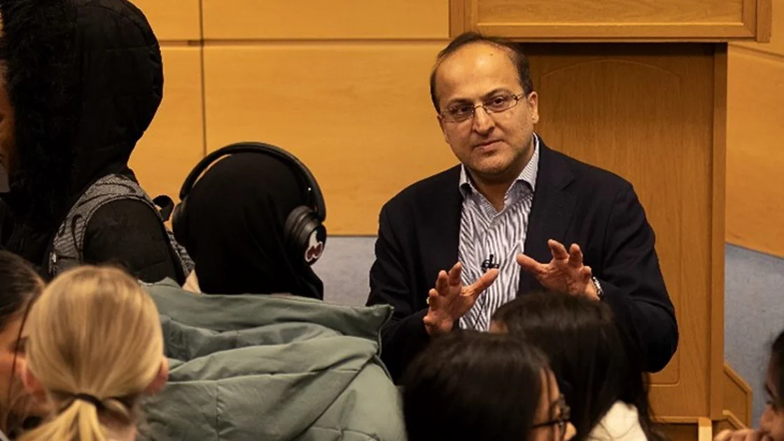 Mr Pankaj Chandak speaking to students following the lecture Mr Pankaj Chandak speaking to students following the lecture